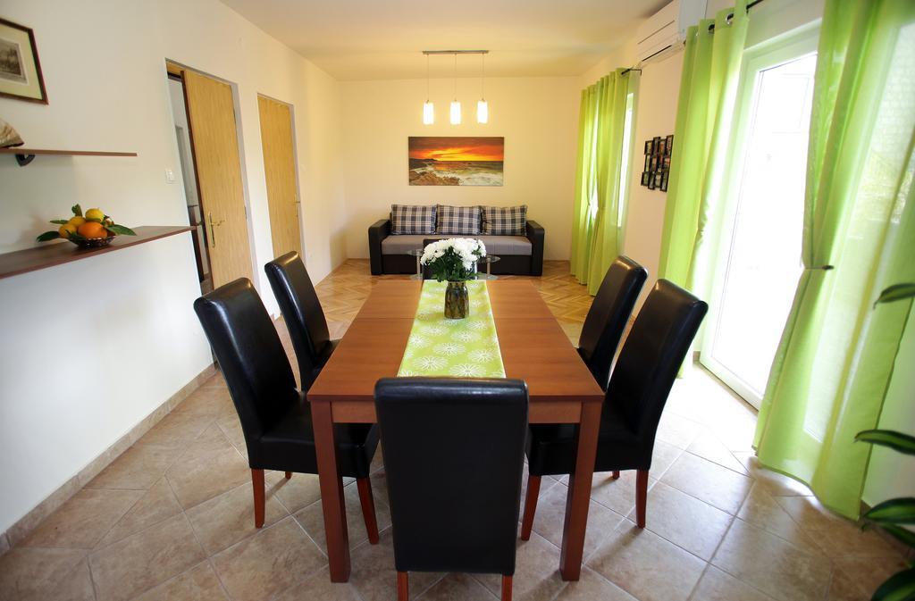 Apartment Biocic Traù Camera foto